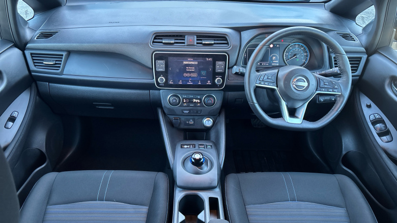 Nissan LEAF 110kW Acenta 39kWh 5dr Auto Electric Hatchback